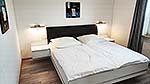 extra Schlafzimmer mit gro�em Kleiderschrank