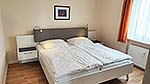 extra Schlafzimmer mit gro�em Kleiderschrank